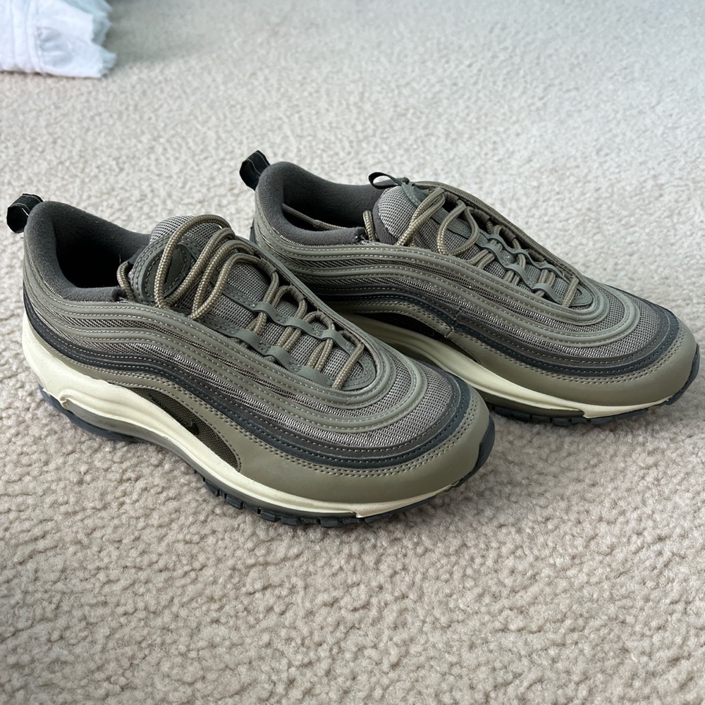 Green Nike air maxes